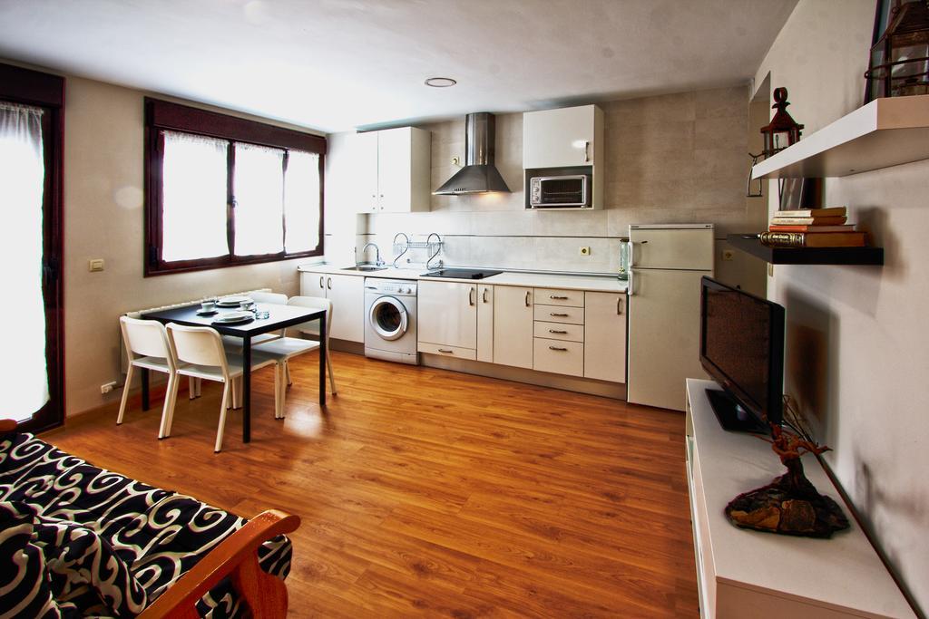 Apartamentos Albero โตโร ภายนอก รูปภาพ